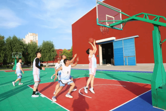 61946B060808A4F085679BA95C2_03BFA6D7_1582B